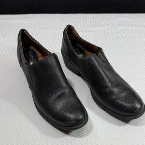 boc Women’s Black Leather Slip-Ons Size 8.5